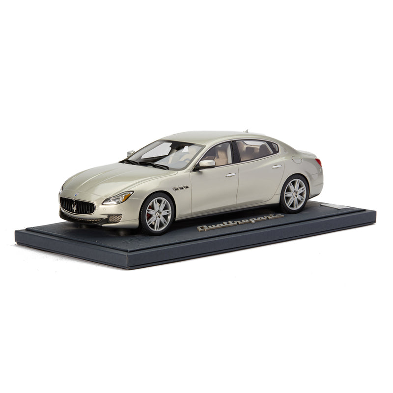 1:18 Quattroporte MY14 Champagne