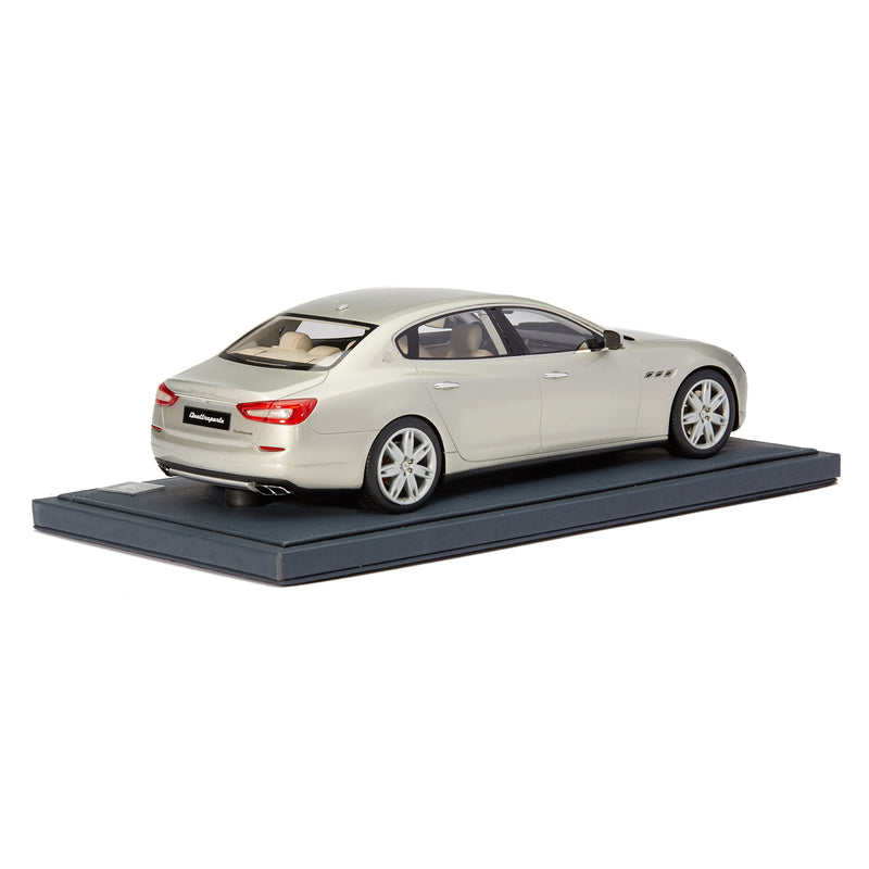 1:18 Quattroporte MY14 Champagne