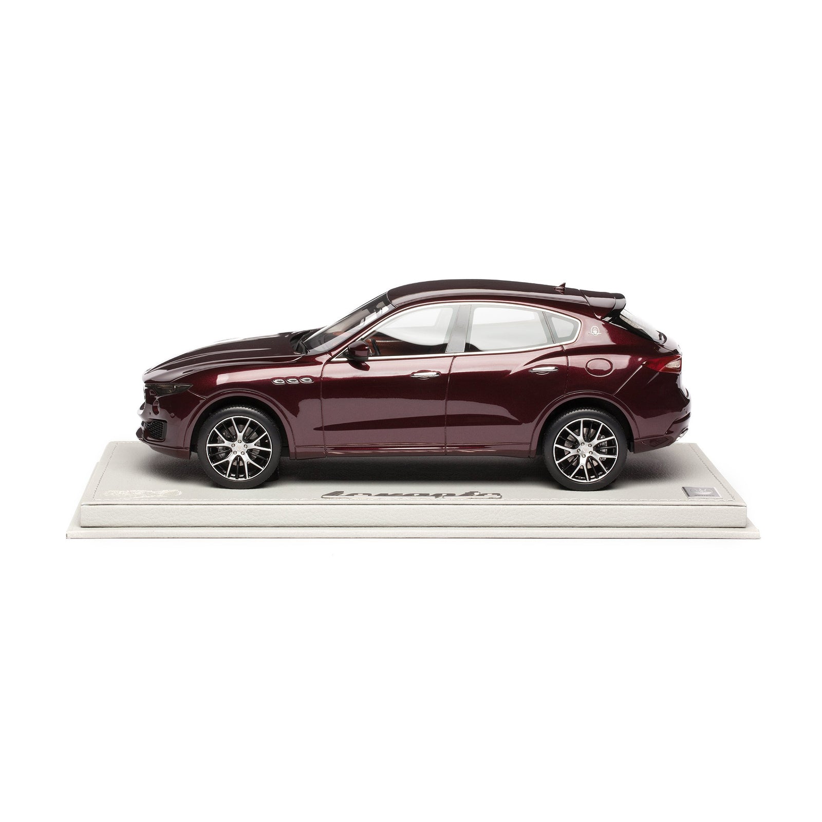 BBR 1/18 マセラティ レヴァンテMaserati Levante imgrc0122301533.jpg