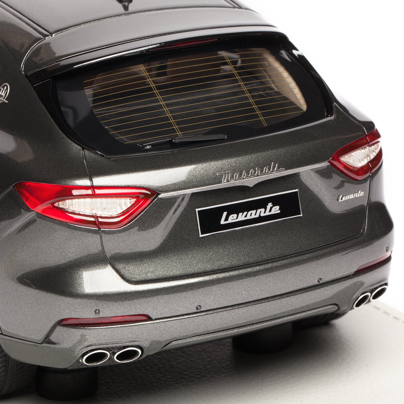 1:18 Levante Verde Ossido – US - Maserati Store