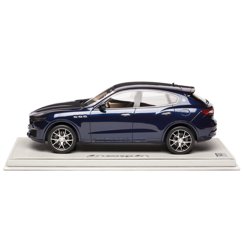 マセラティ　レヴァンテ ミニカー 1/18　ブルーパッシオーネ 1:18 Levante Blu Passione – US - Maserati Store