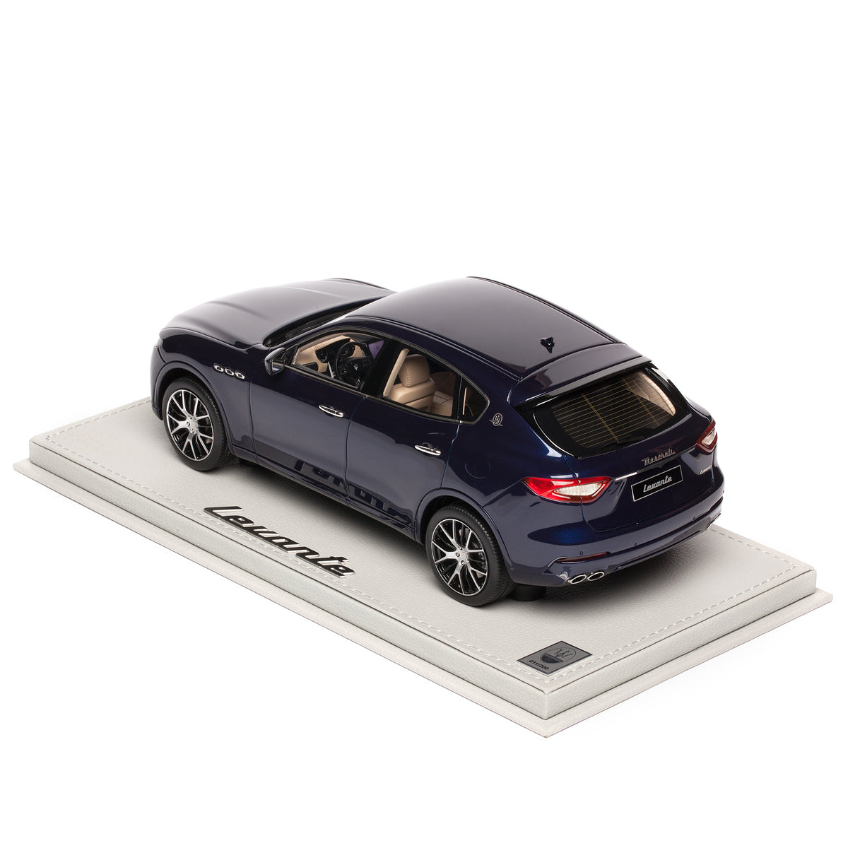 BBR 1/18 マセラティ レヴァンテMaserati Levante 1:18 Levante V8 Trofeo Blu Emozione – Maseratistore