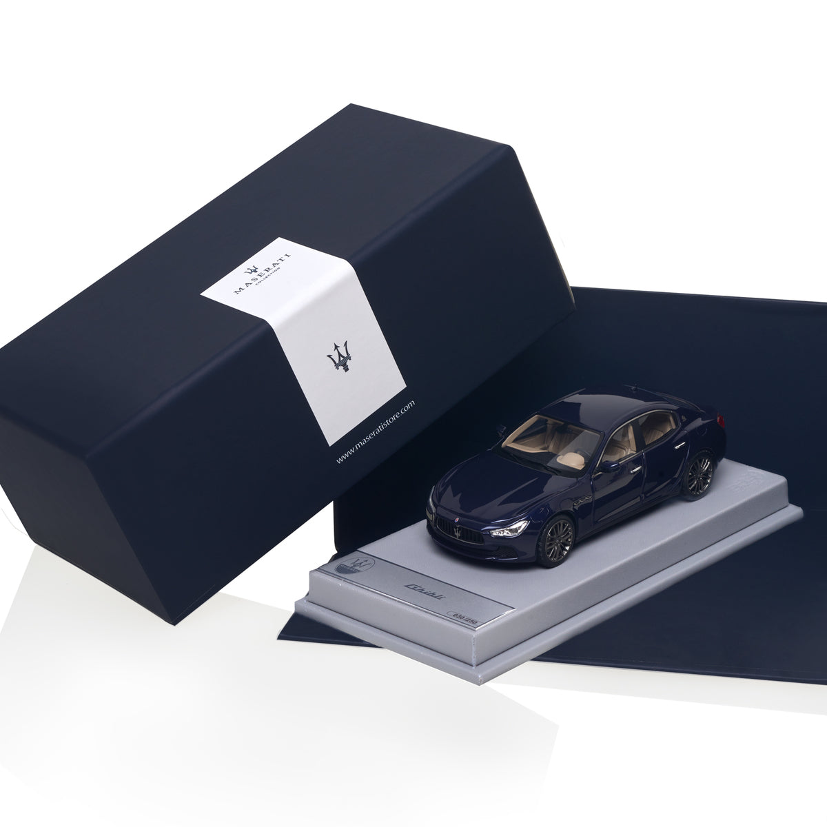 1:43 Ghibli My14 Blu Passione – US - Maserati Store