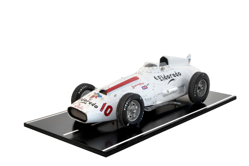 1:8 MASERATI TIPO 420M/58 "ELDORADO" finish line