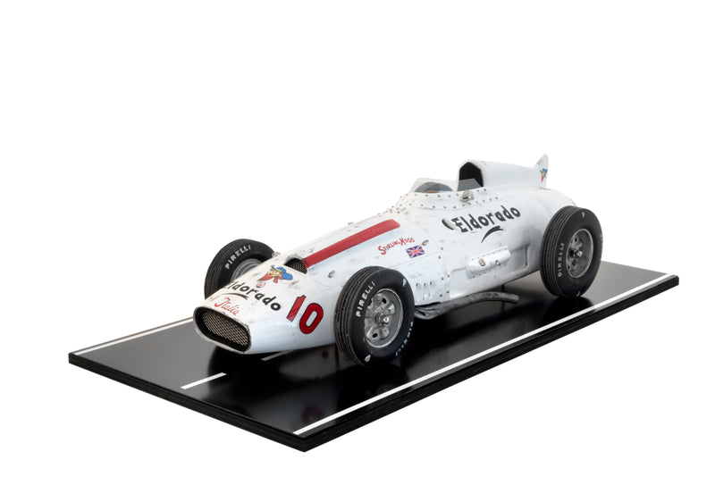 1:8 MASERATI TIPO 420M/58 "ELDORADO" finish line
