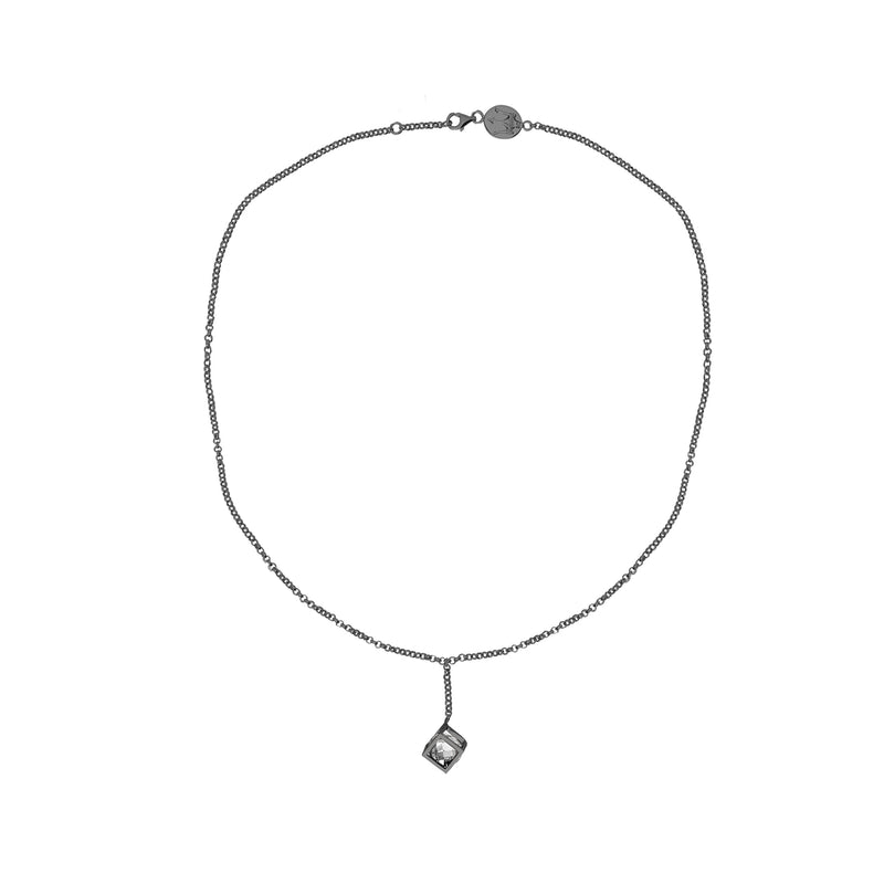 PENDANT NECKLACE WITH NATURAL TRANSPARENT STONES