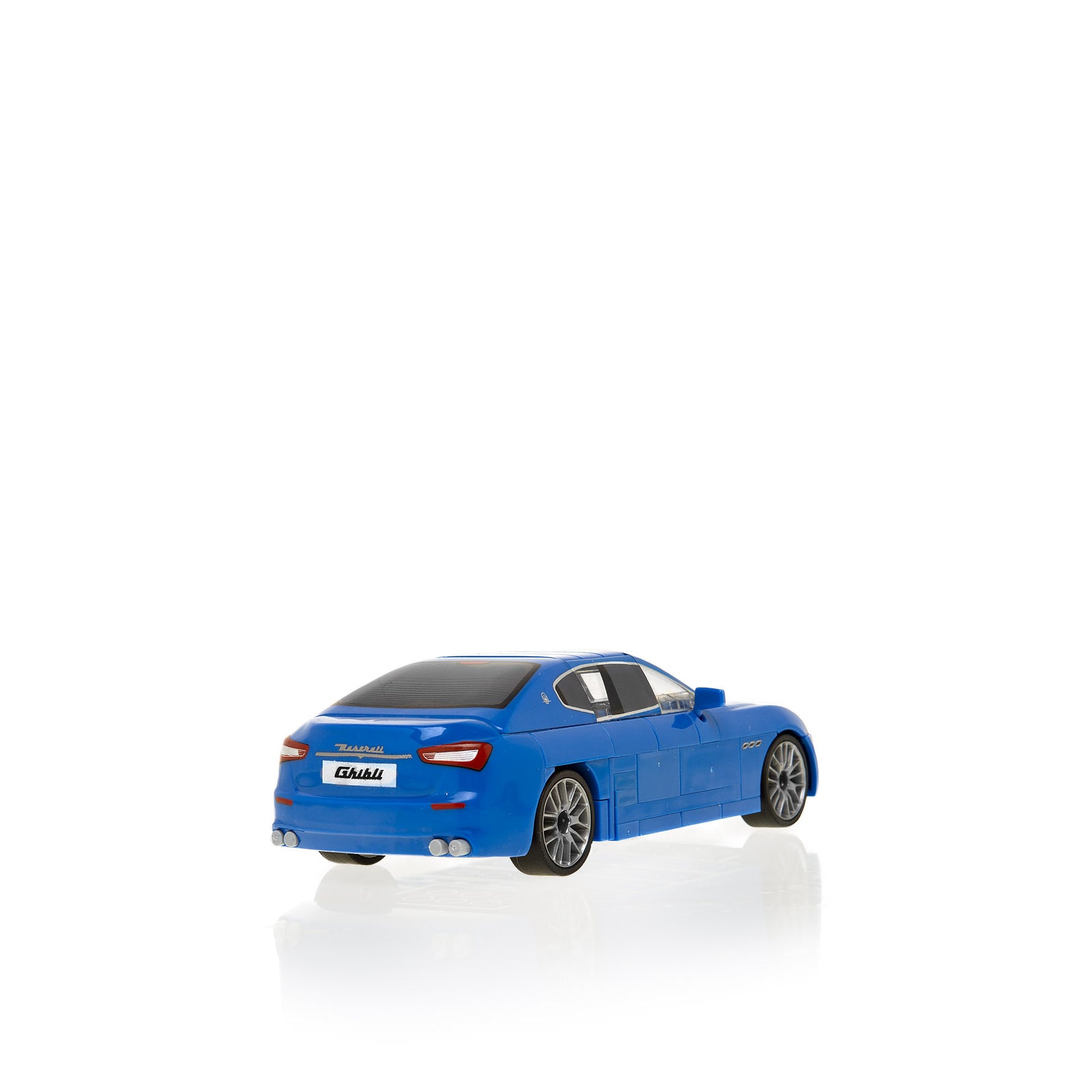 1:35 Ghibli to build blue – US - Maserati Store
