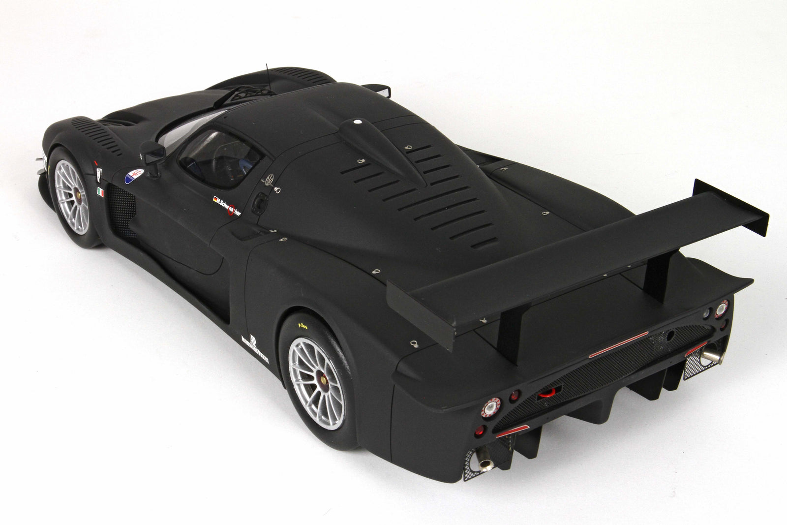 1:18 MC12 Schumacher nera – US - Maserati Store