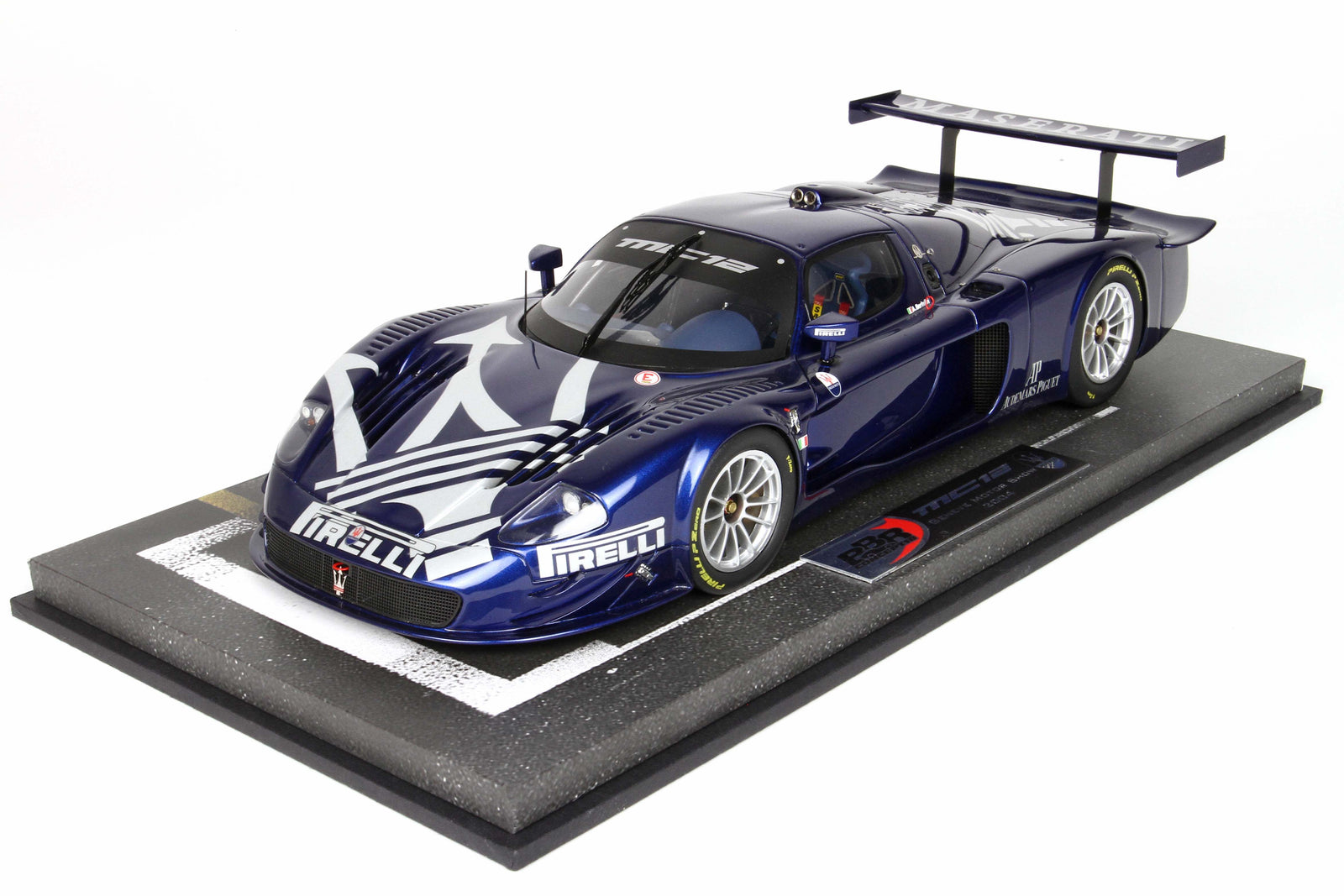 1:18 MC12 Ginevra blu – US - Maserati Store