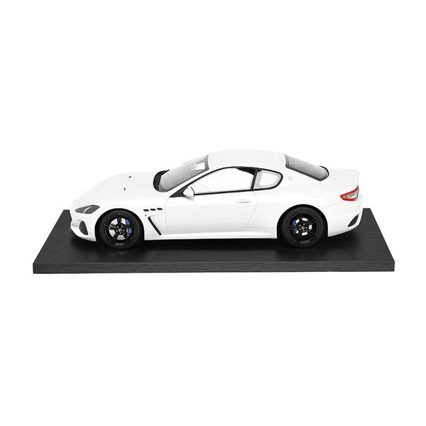 1:18 Granturismo white TSM – US - Maserati Store
