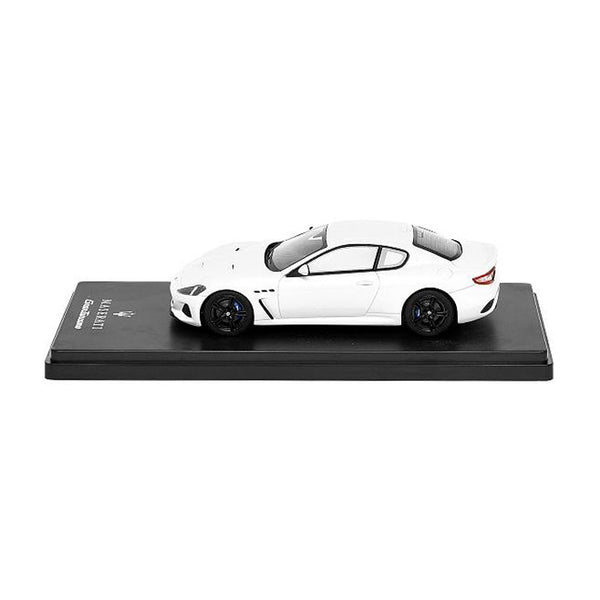 1:43 Granturismo white TSM – US - Maserati Store