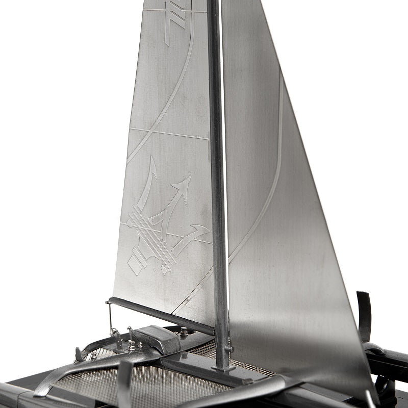 1:144 TRIMARANO MASERATI MULTI