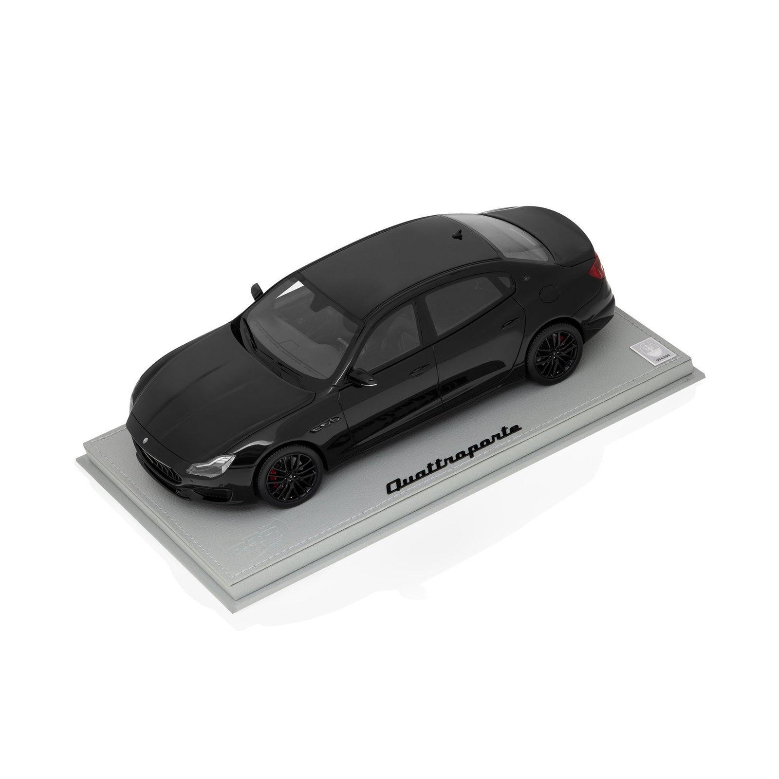 920028945_01a_2868284d-c782-