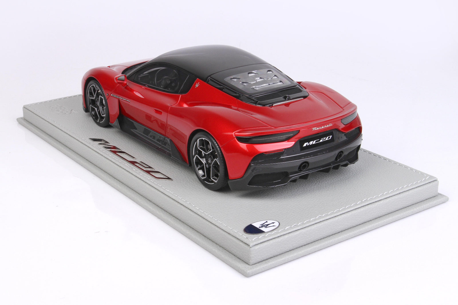 1:18 MC20 Rosso Vincente – US - Maserati Store