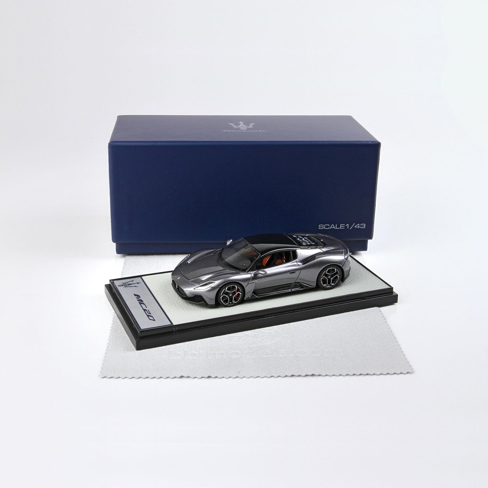 1:43 MC20 GRIGIO MISTERO – US - Maserati Store