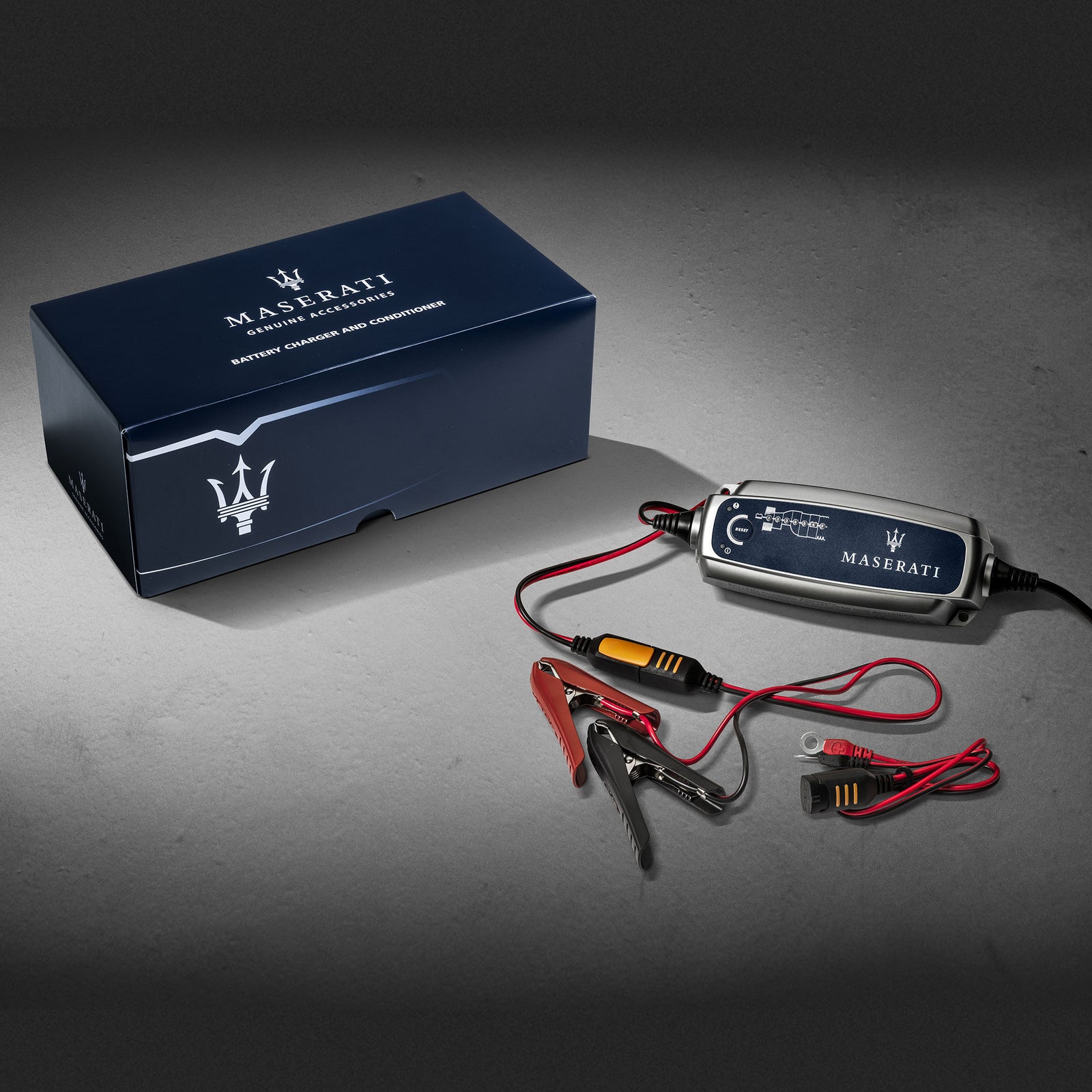 Battery Charger & Conditioner (With Bridging Cable) - EU